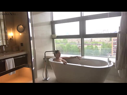 ❤️ Babe yang luar biasa ghairah jerking off dia di dalam bilik air Video lucah pada ms.hentaisaturn.ru ❌❤